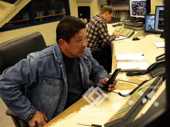 Taldybek Asanov, Chief Control Room Operator